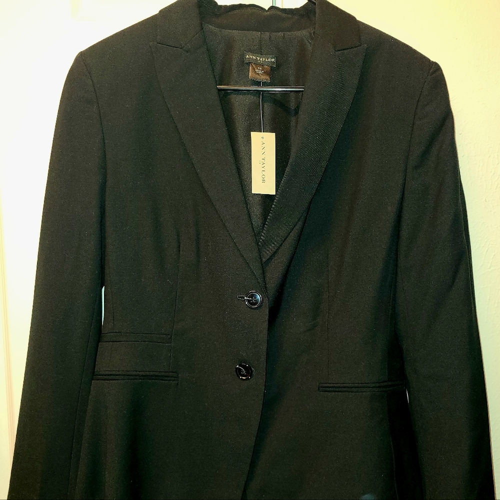 Ann Taylor 2 Button Blazer